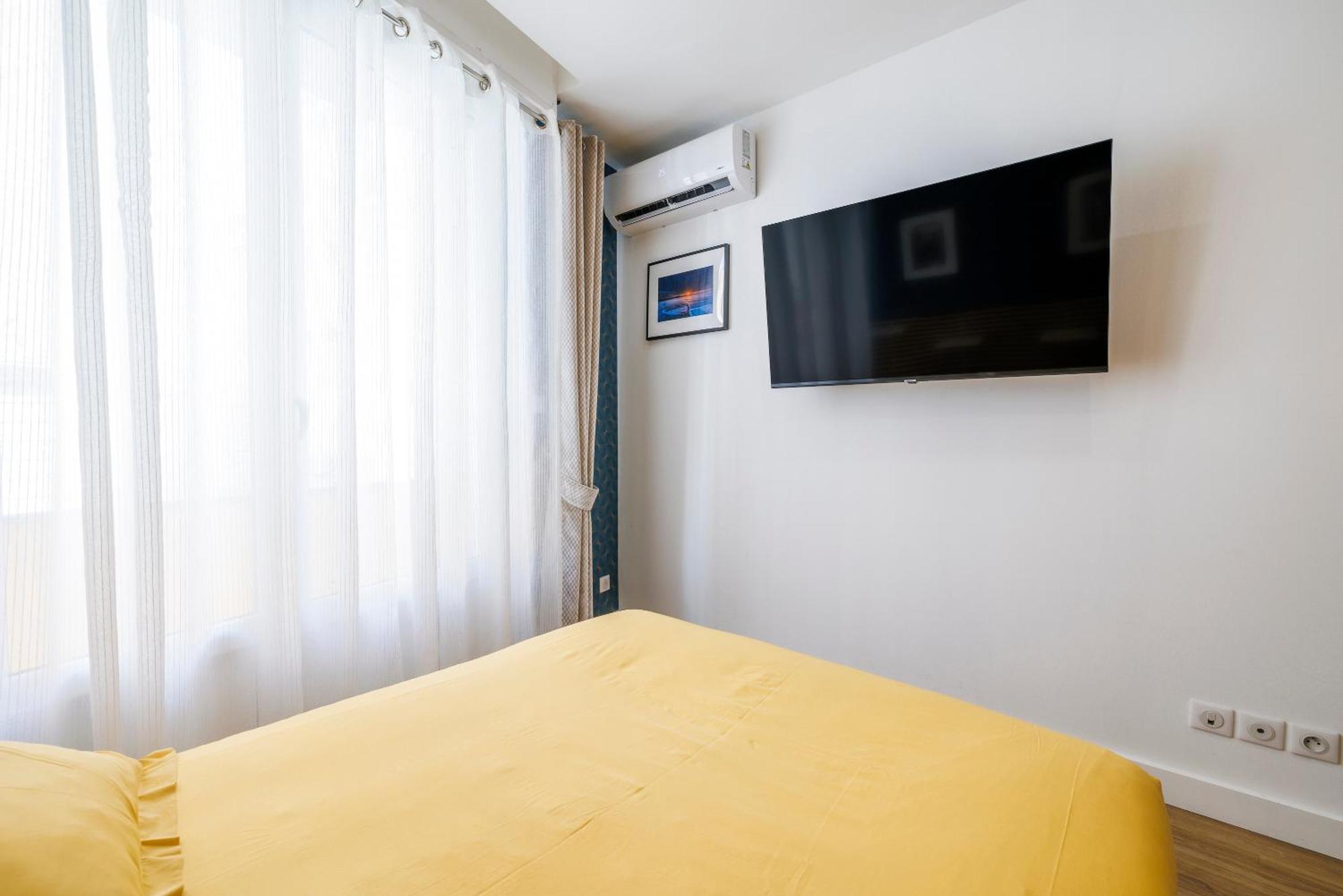 Nice Renting - Offenbach - Luxury Apartment Fully Equipped Center Bagian luar foto