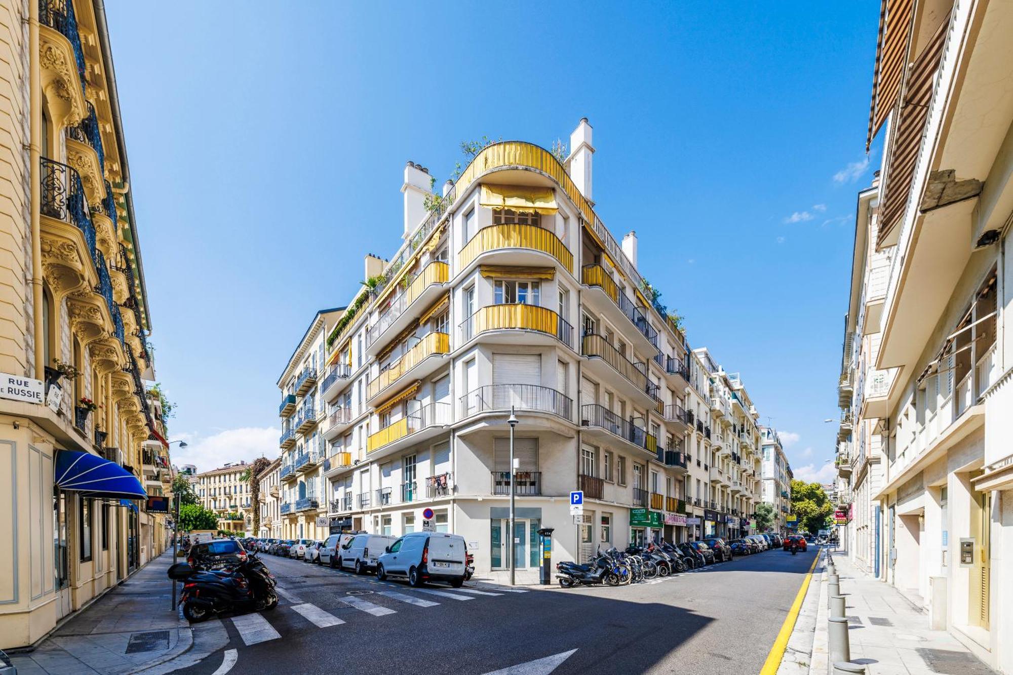 Nice Renting - Offenbach - Luxury Apartment Fully Equipped Center Bagian luar foto